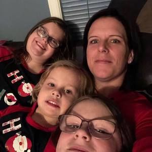 Meet your Posher, Caroline